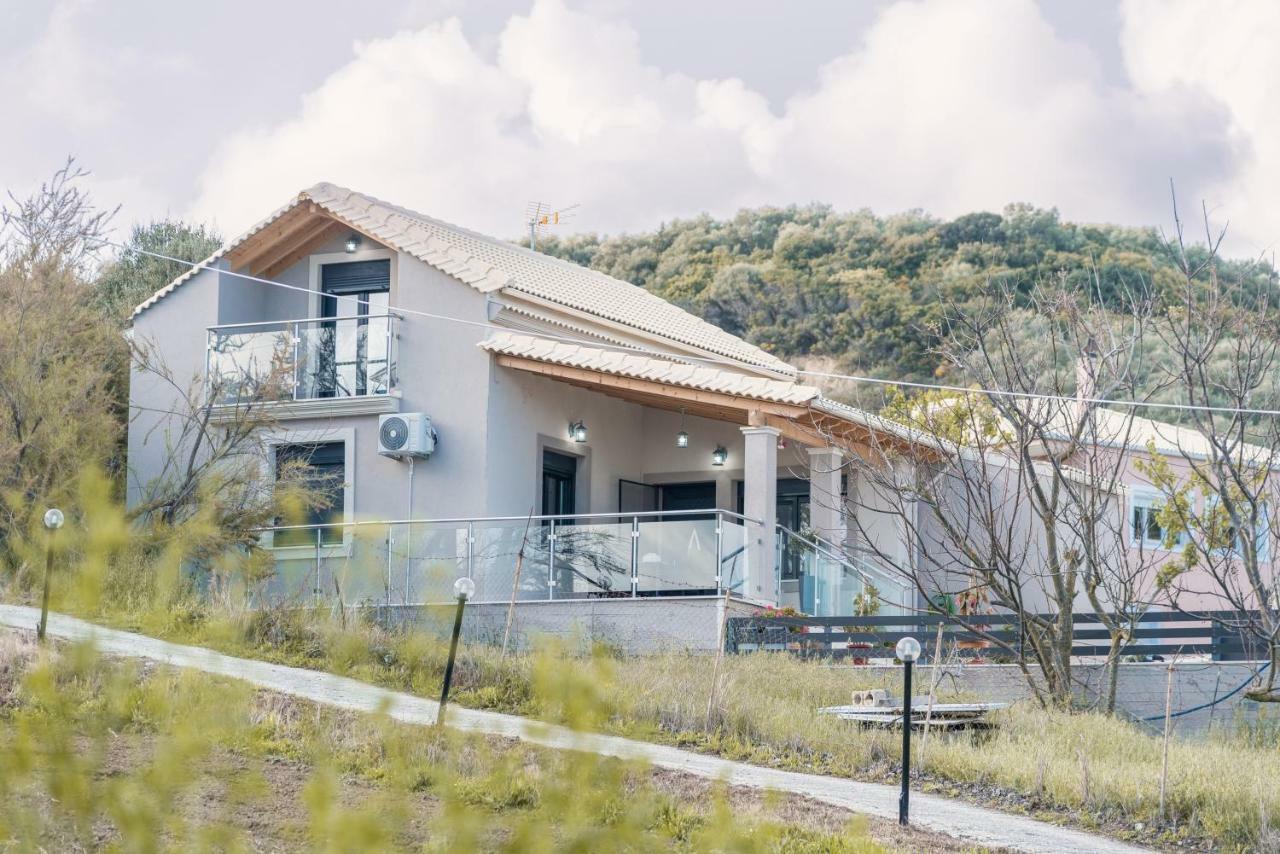 Villa Aelia Gardeno Vitaládes Buitenkant foto